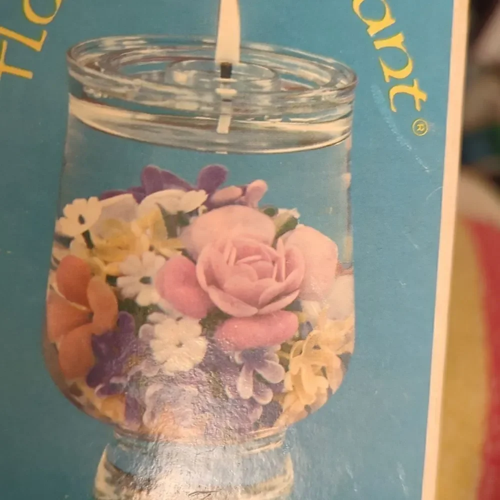 Flam buoyant enchanting floating candle‎